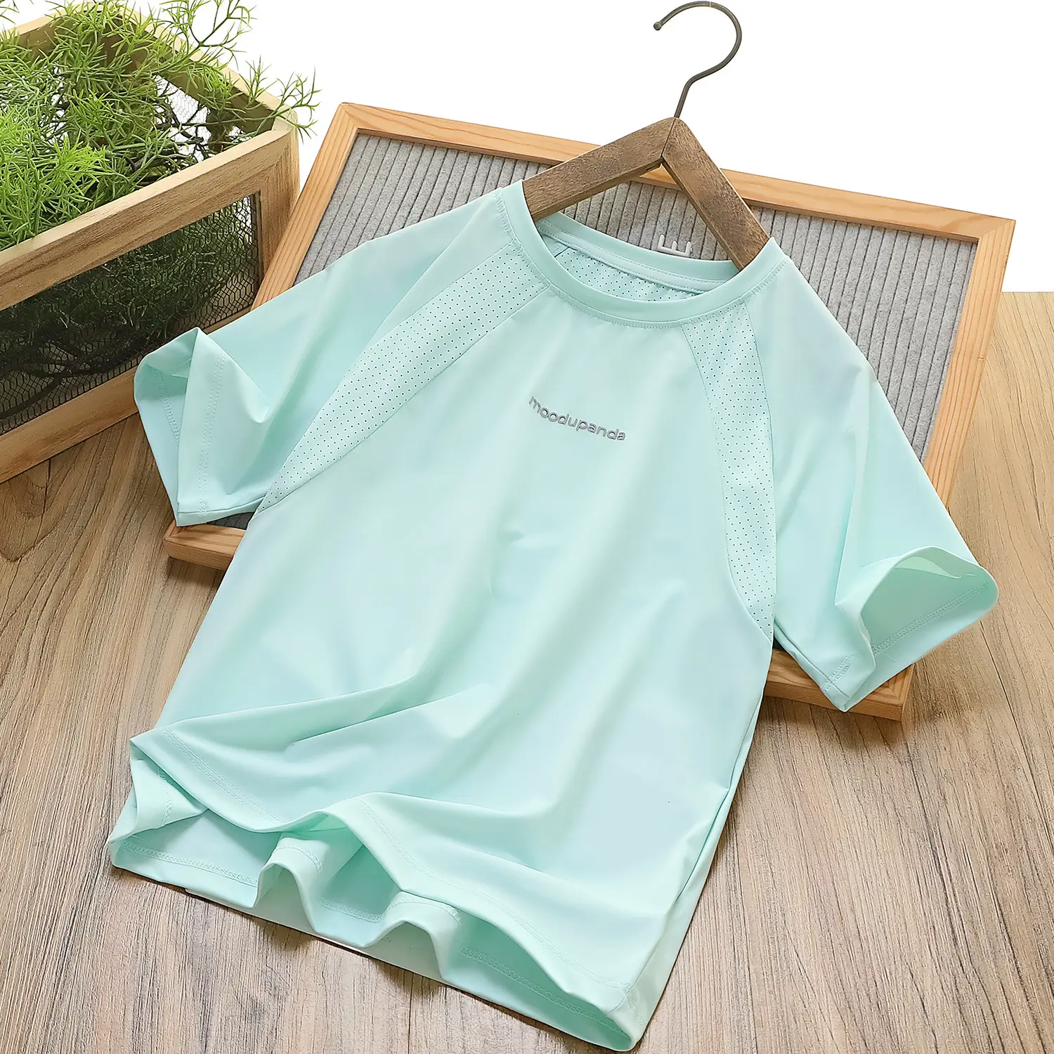 Children's Light Blue Quick-Dry T-Shirt Medium Large