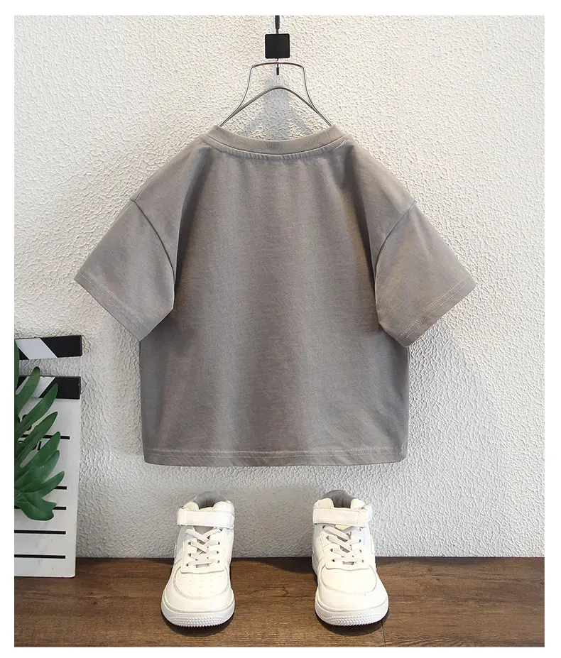 Boys Gray Short Sleeve T-Shirt Suit Summer 2025 — feature 13