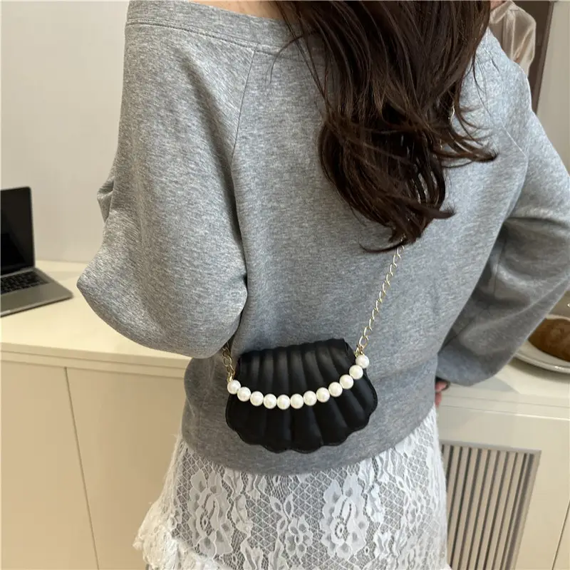 Pearl Chain Crossbody Bag for Women Summer 2025 — feature 12