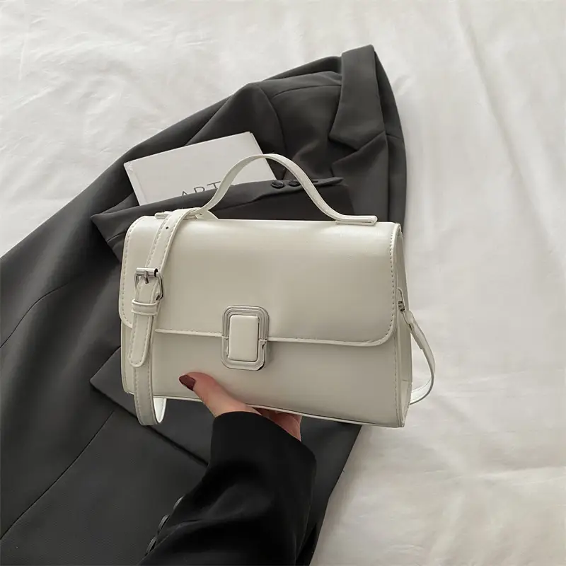 White Korean Style Shoulder Bag for Women - Image 2