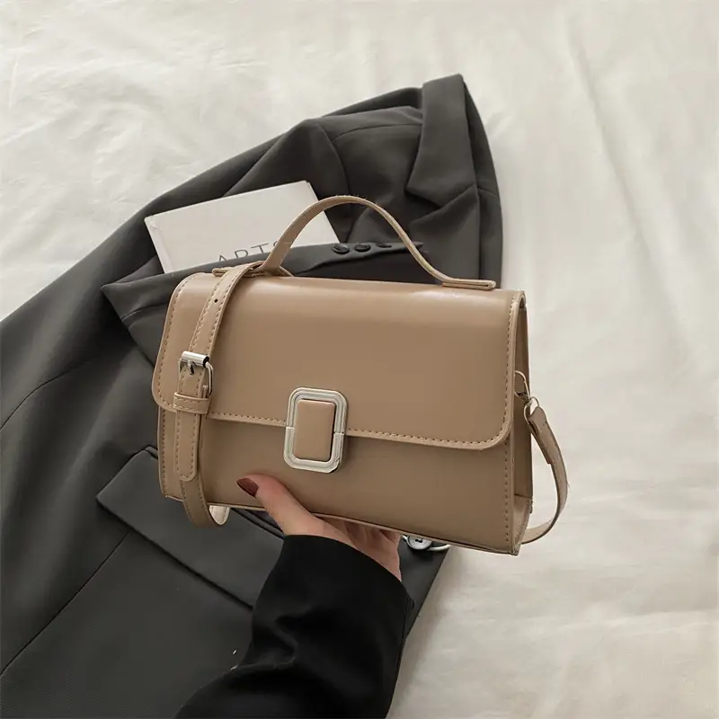 White Korean Style Shoulder Bag for Women - Image 3