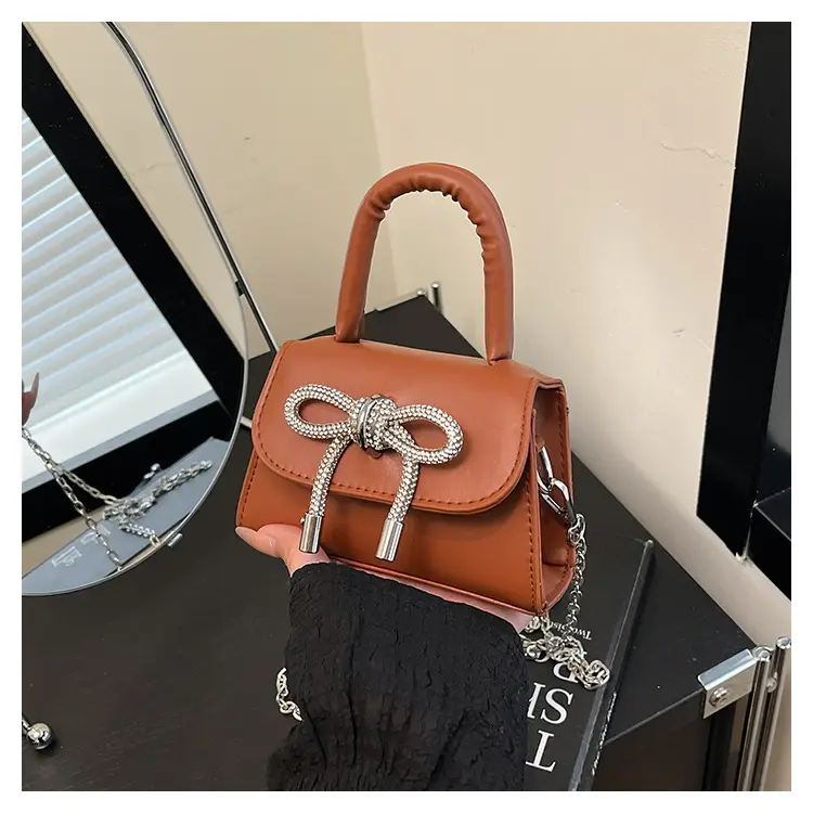 White Bow Chain Shoulder Bag for Women 2025 - Image 6