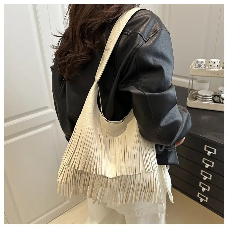 2025 Pink Pleated Tasseling Shoulder Bag for Women — feature 9