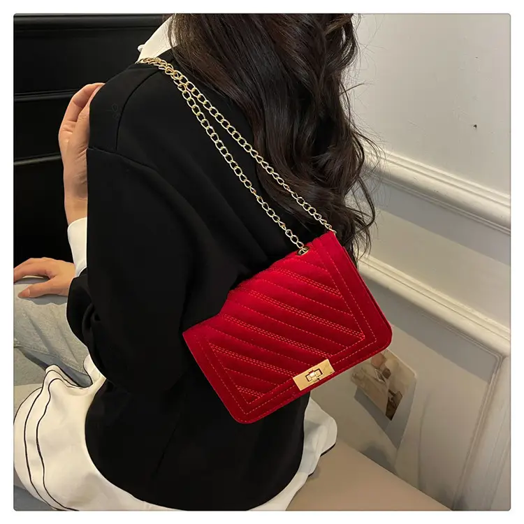 Korean Style Chain Crossbody Bag for Women 2025 — feature 12