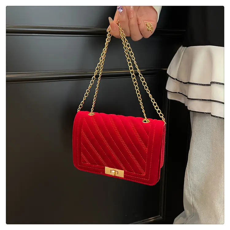 Korean Style Chain Crossbody Bag for Women 2025 — feature 13