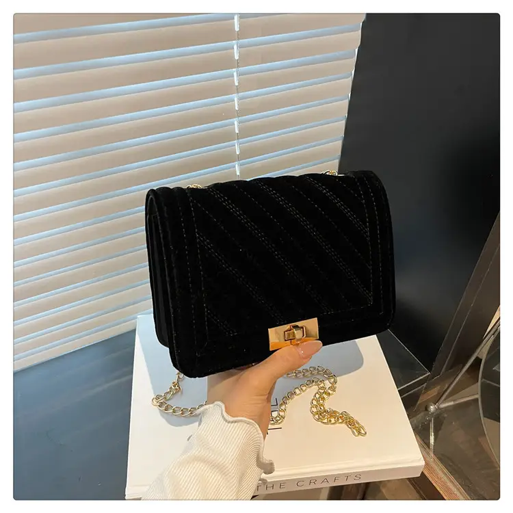 Korean Style Chain Crossbody Bag for Women 2025 — feature 25