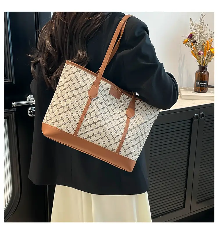 2025 Printed Tote Bag Women Large Capacity Shoulder Bag — feature 21
