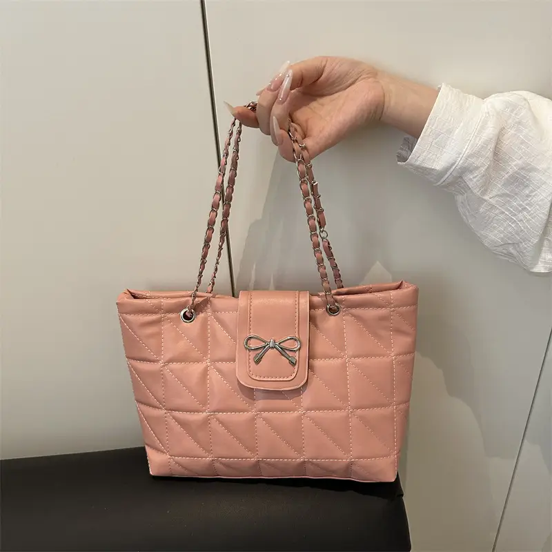 Women Quilted Chain Shoulder Bag Cream 2025