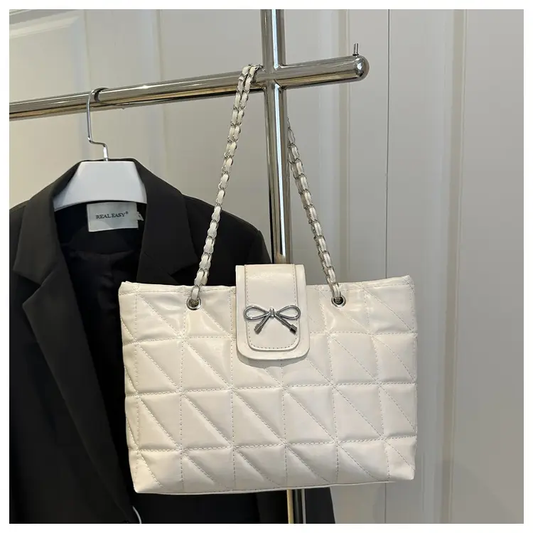 Women Quilted Chain Shoulder Bag Cream 2025 — feature 23