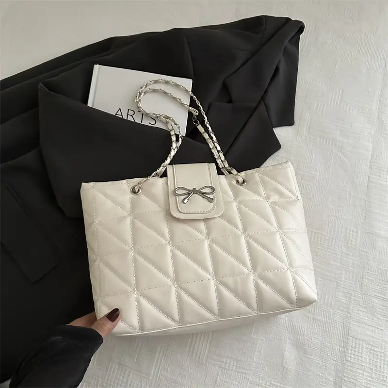 Women Quilted Chain Shoulder Bag Cream 2025