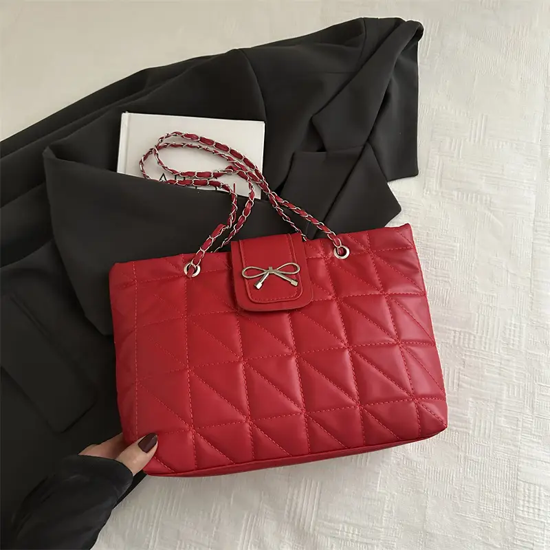 Women Quilted Chain Shoulder Bag Cream 2025