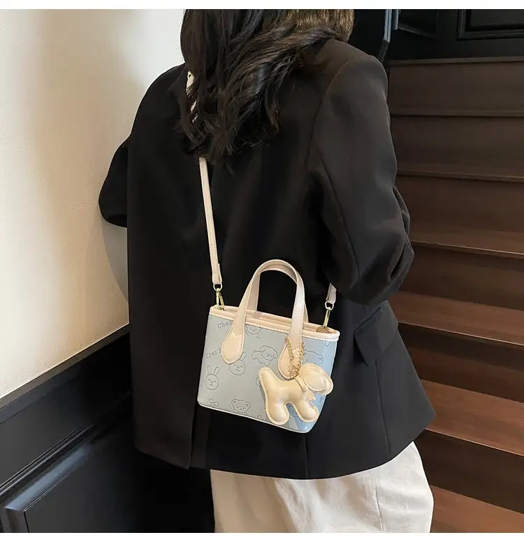 Black Crossbody Bag Women Summer 2025 High-end Western Style — feature 27