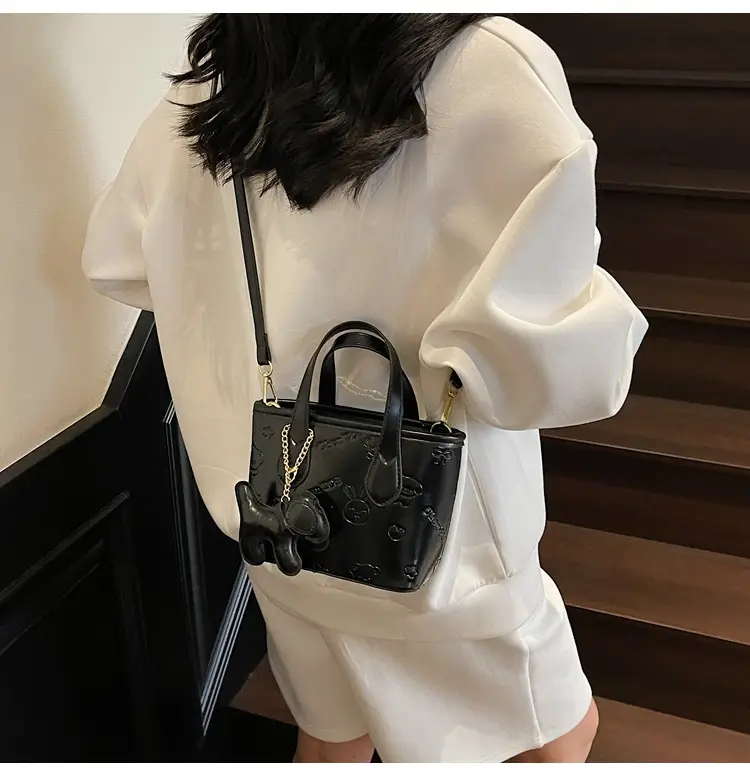 Black Crossbody Bag Women Summer 2025 High-end Western Style — feature 34