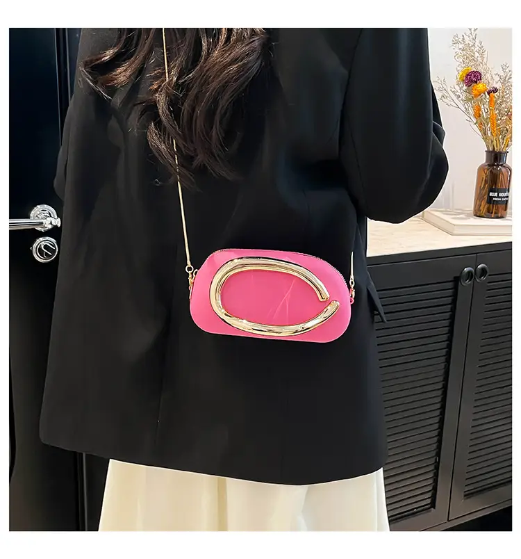 Pink Metal Chain Shoulder Crossbody Clutch 2025 — feature 11