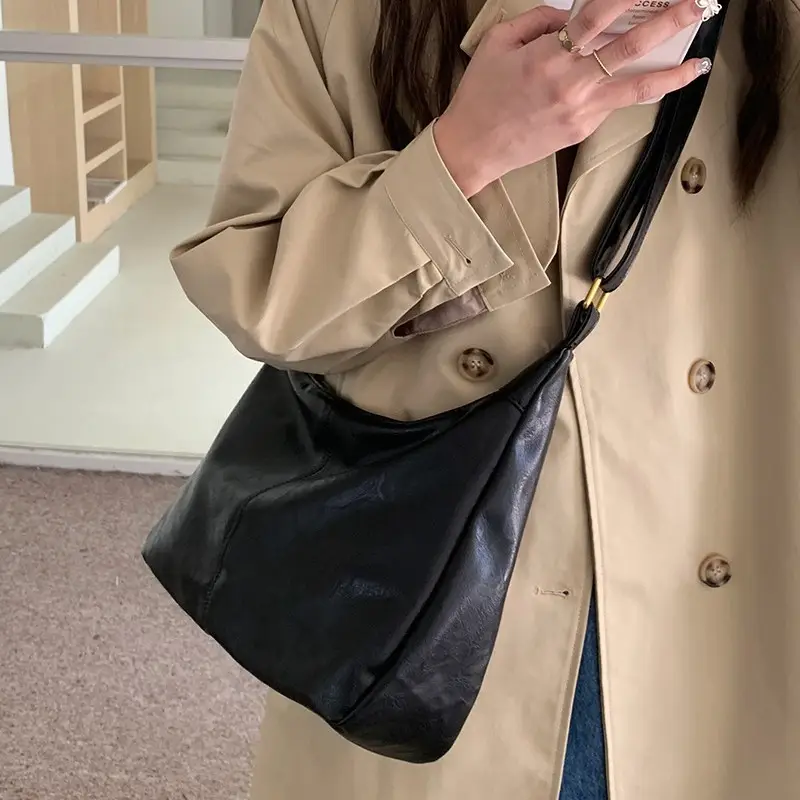 2025 Spring New Maillard Retro Crossbody Bag Women's Korean-style Tote Bag Trendy All-match Large Capacity Shoulder Bag luggage and leather goods - Image 5