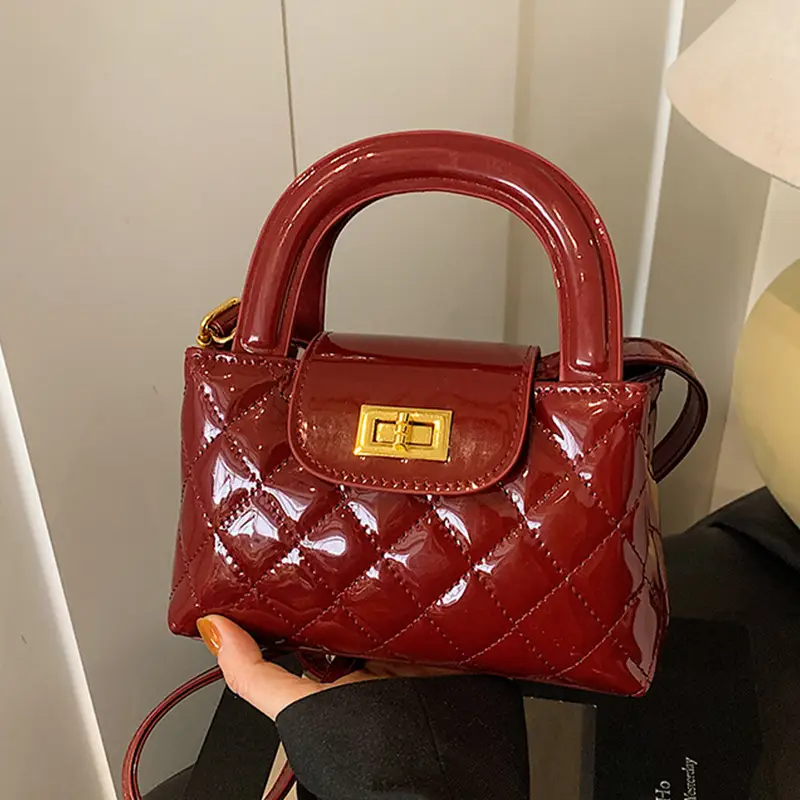 White Rhombus Shoulder Bag for Women 2026 - Image 8