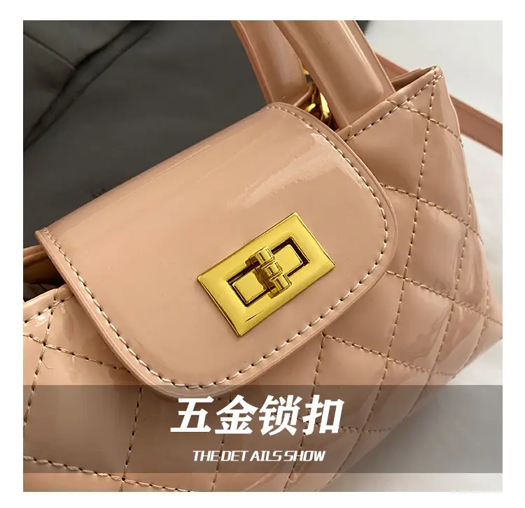 White Rhombus Shoulder Bag for Women 2026 — feature 14