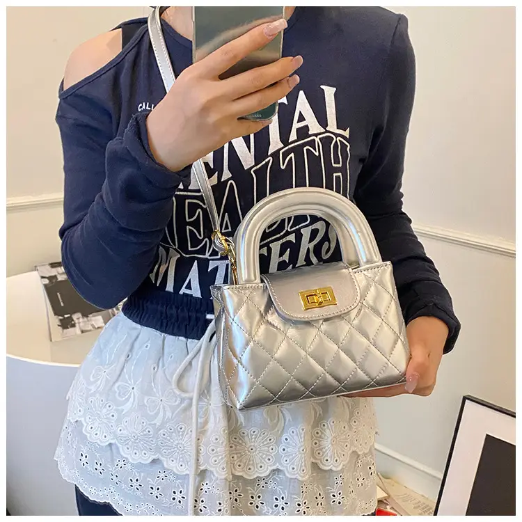 White Rhombus Shoulder Bag for Women 2026 — feature 18
