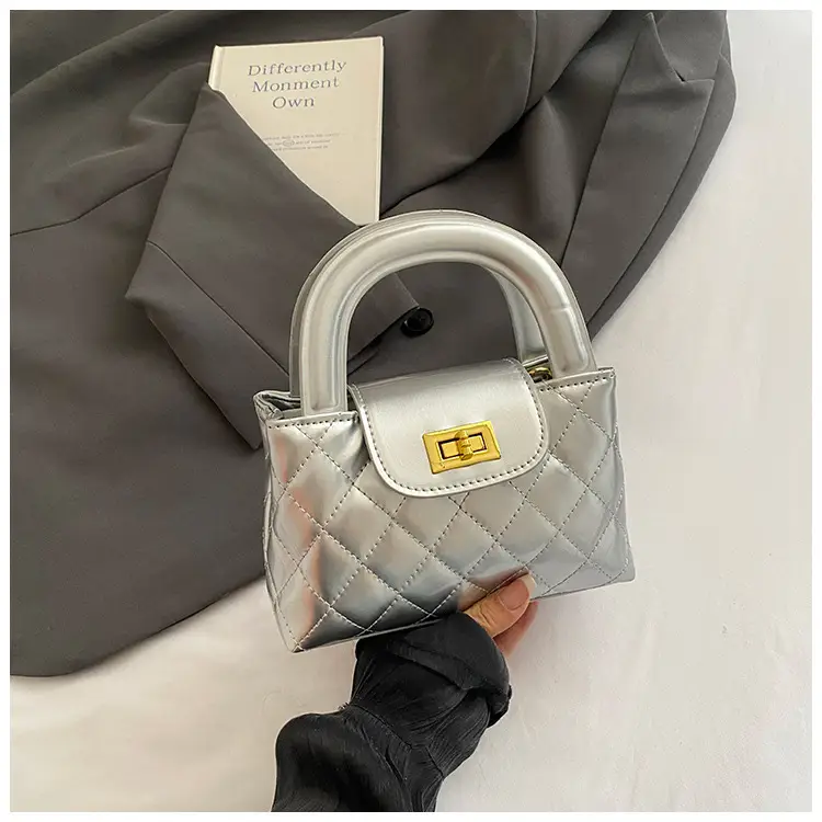 White Rhombus Shoulder Bag for Women 2026 - Image 5