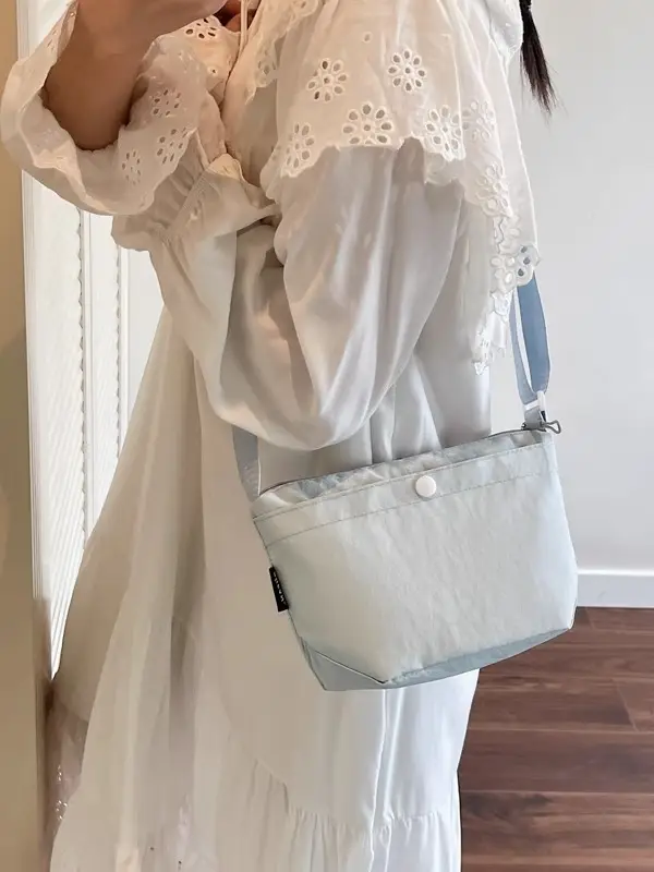 Lightweight Nylon Crossbody Bag for Women 2025 - Image 8