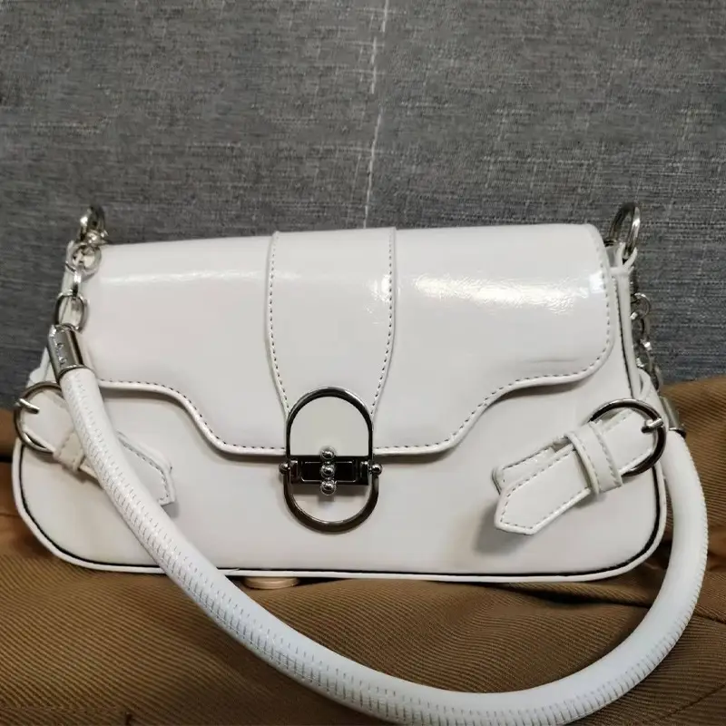 Black Retro Lock Shoulder Bag 2025 New Summer - Image 2