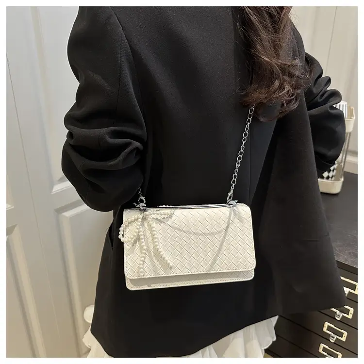 Black Bowknot Single Shoulder Bag with Pearl Chain — feature 11