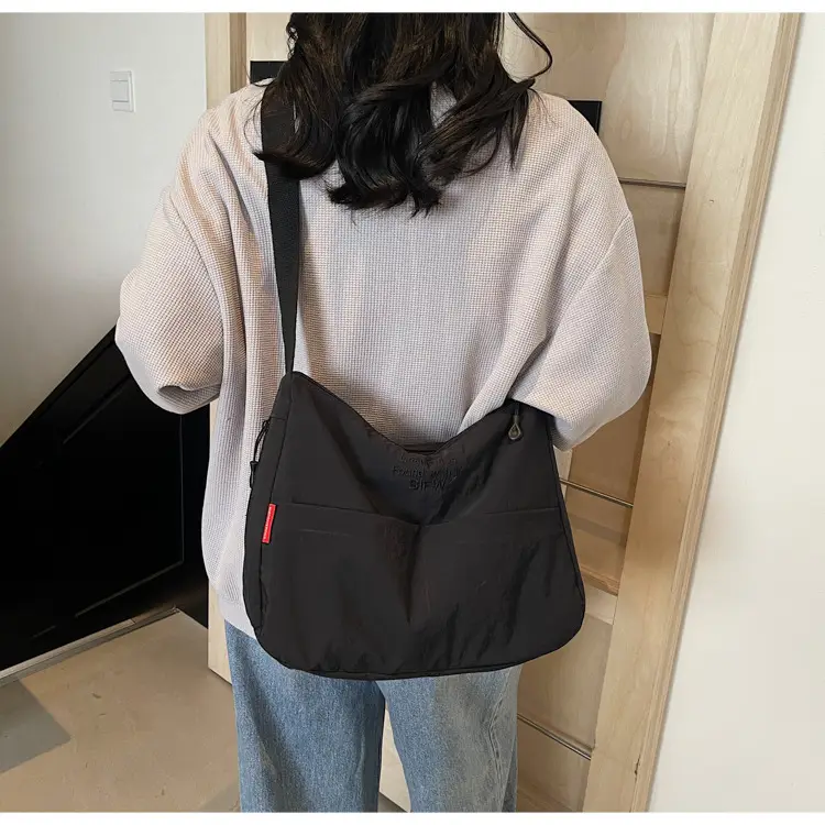 Green Minimalist Crossbody Bag for Women — feature 22