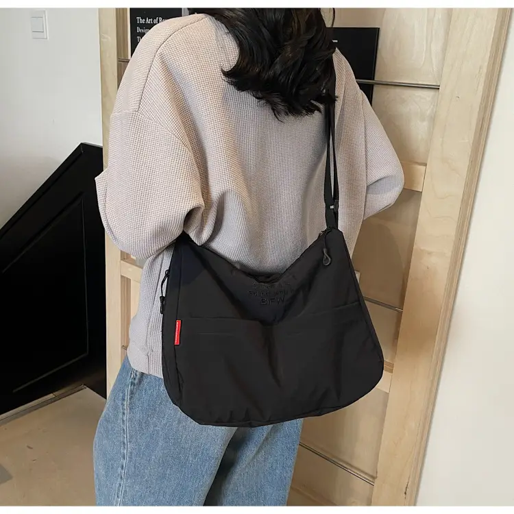 Green Minimalist Crossbody Bag for Women — feature 25