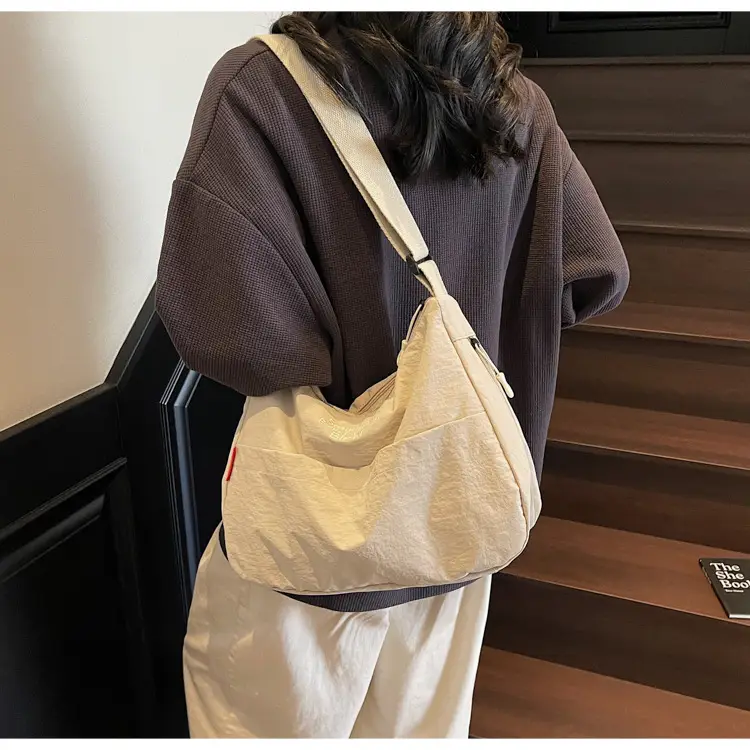 Green Minimalist Crossbody Bag for Women — feature 35