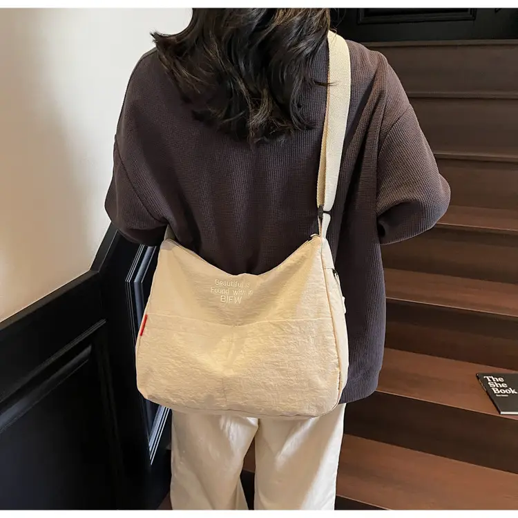 Green Minimalist Crossbody Bag for Women — feature 37
