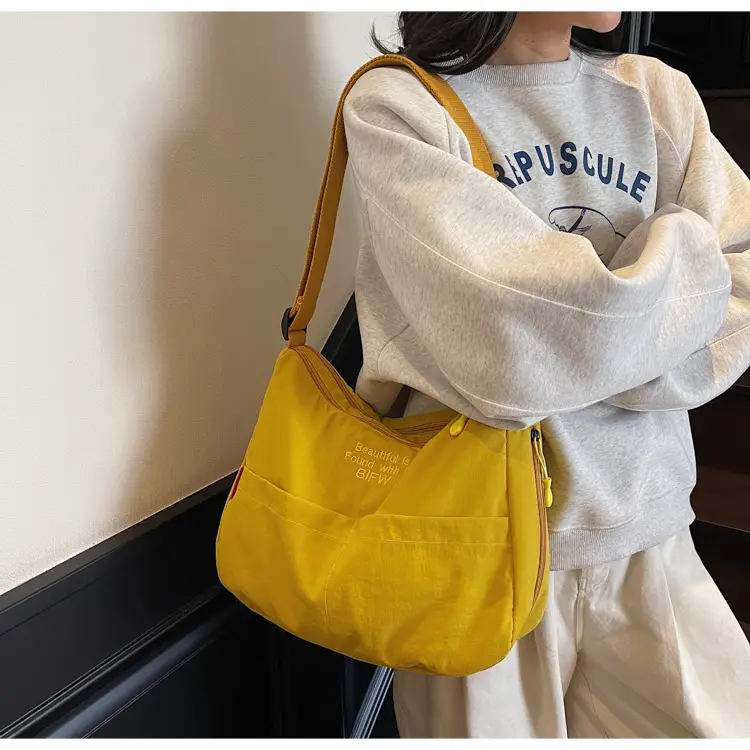 Green Minimalist Crossbody Bag for Women — feature 42