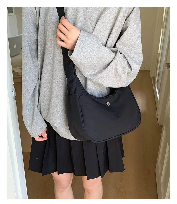 Women's Creamy Cloth Shoulder Bag 2025 New — feature 15