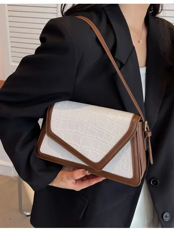 Women's Crossbody Bag Beige Black Contrast 2025 - Image 6