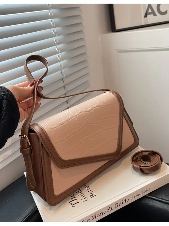 Women's Crossbody Bag Beige Black Contrast 2025 - Image 8
