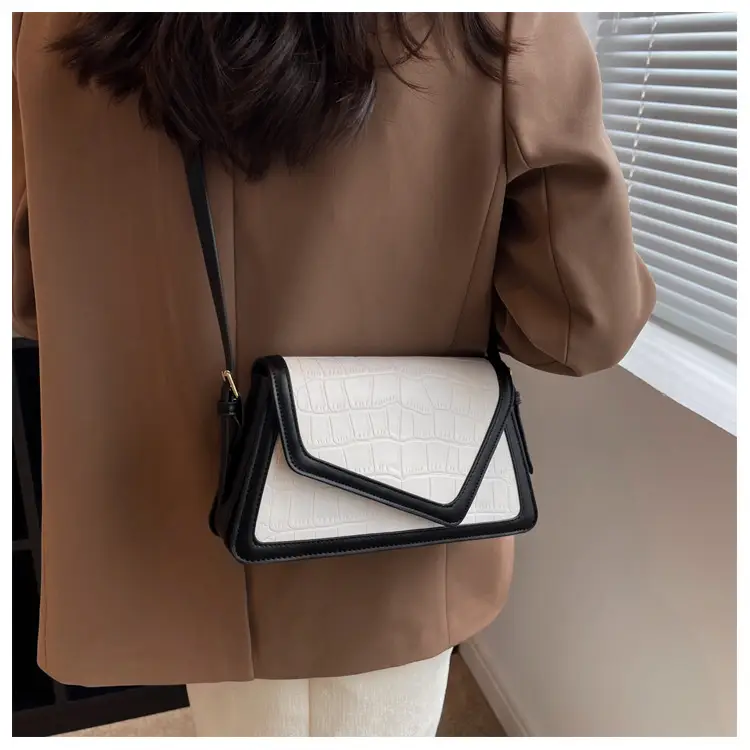 Women's Crossbody Bag Beige Black Contrast 2025 — feature 15