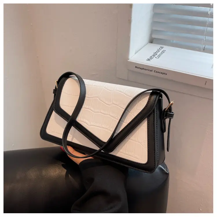 Women's Crossbody Bag Beige Black Contrast 2025 - Image 2