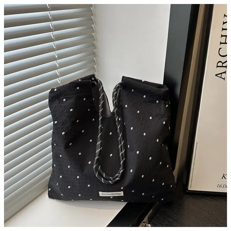 Women's Canvas Polka Dot Tote Bag 2025 — feature 15