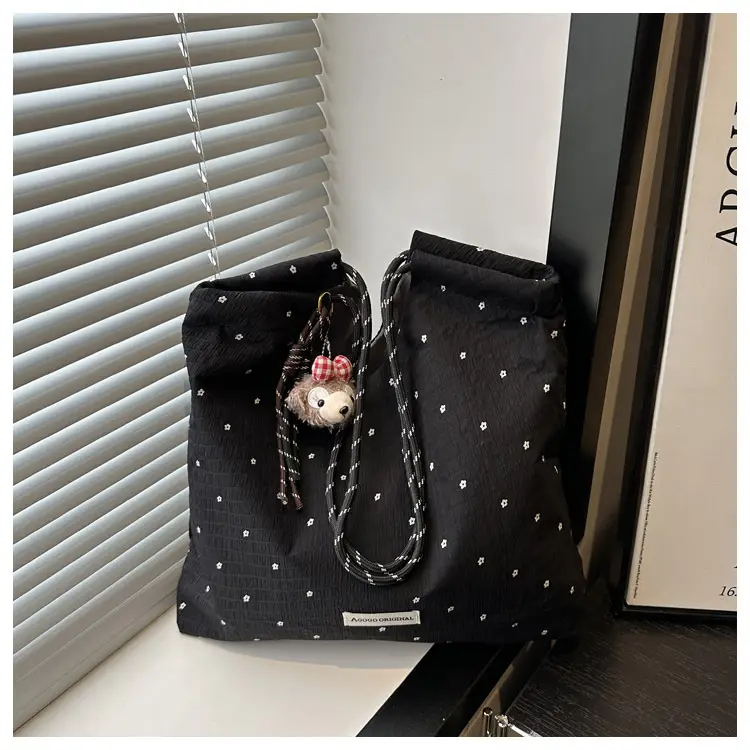 Women's Canvas Polka Dot Tote Bag 2025 — feature 16