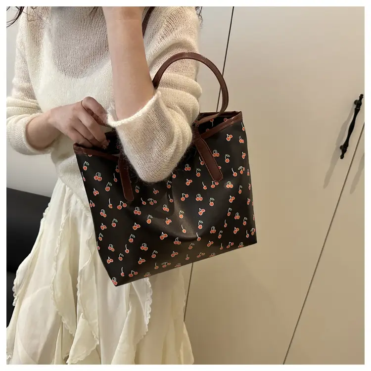 2025 Casual Women's Printed Crossbody Bag White Brown — feature 7