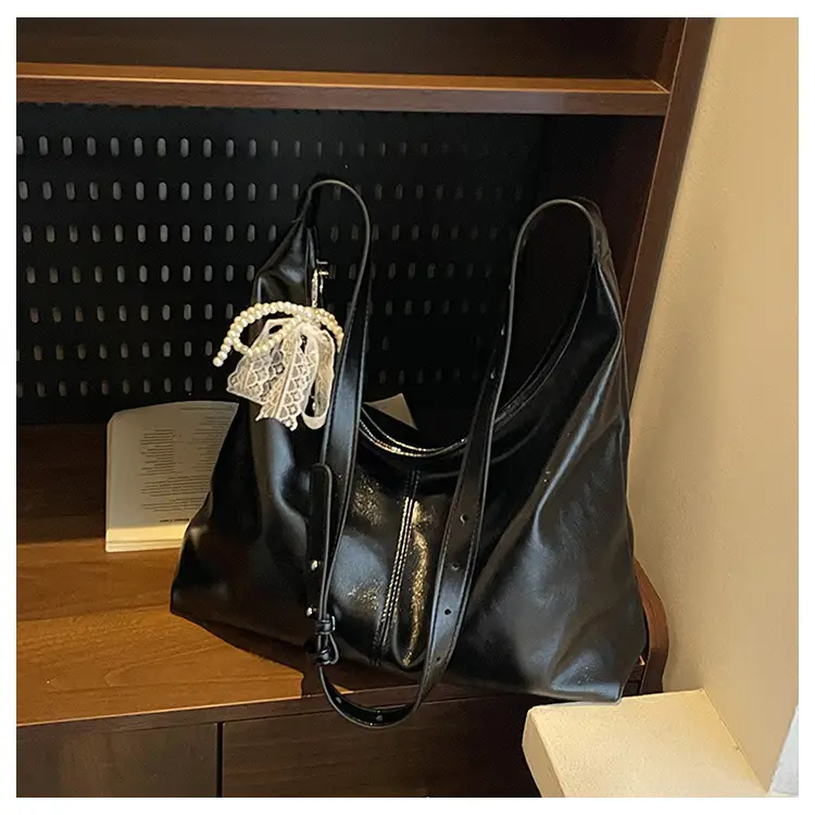 Women's Creamy Underarm Bag with Lace Bow — feature 22