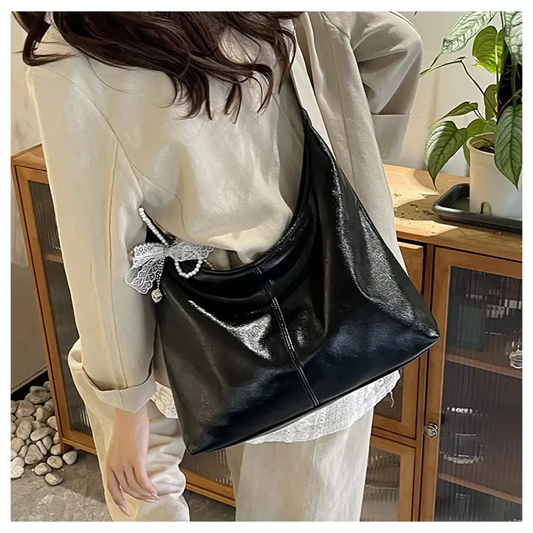 Women's Creamy Underarm Bag with Lace Bow — feature 9