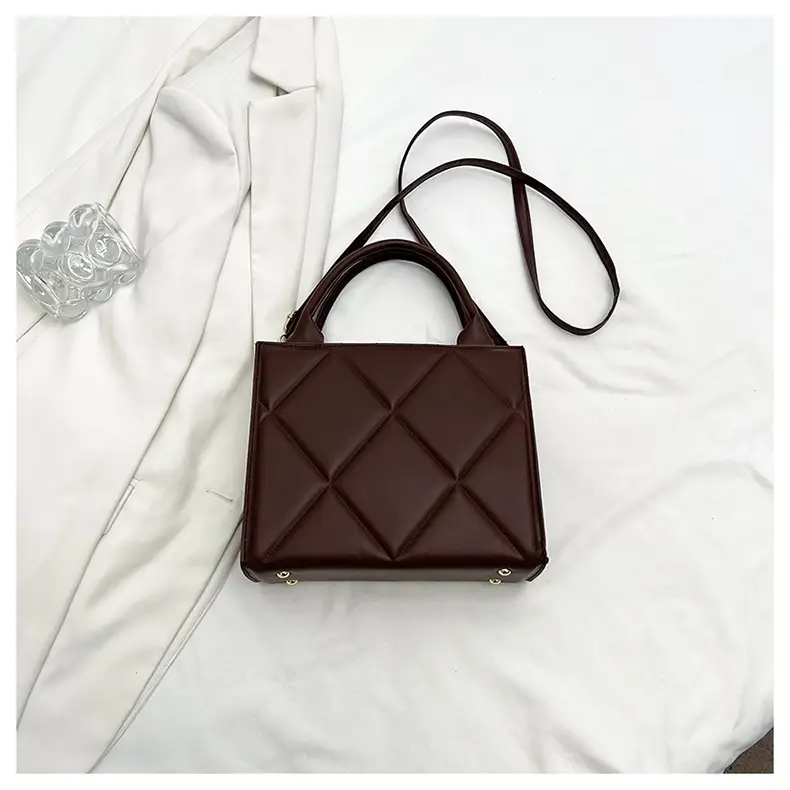 Black Rhombus Quilted Shoulder Bag for Women — feature 16