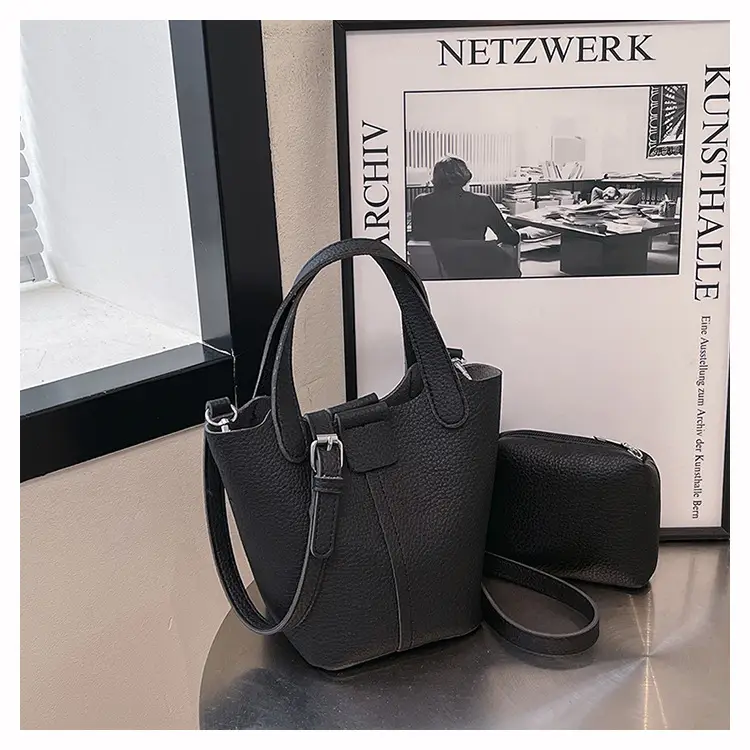 Women's Crossbody Bag Cream Leather 2026 New Model — feature 26