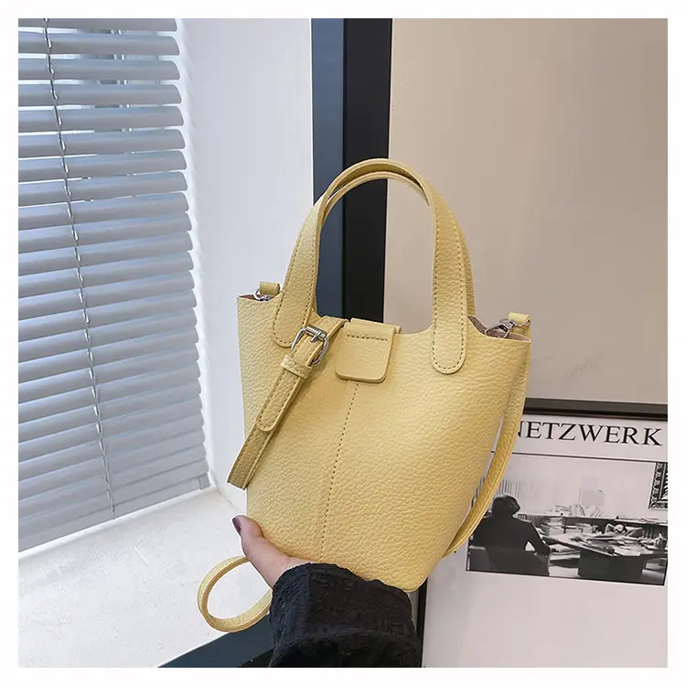 Women's Crossbody Bag Cream Leather 2026 New Model - Image 3