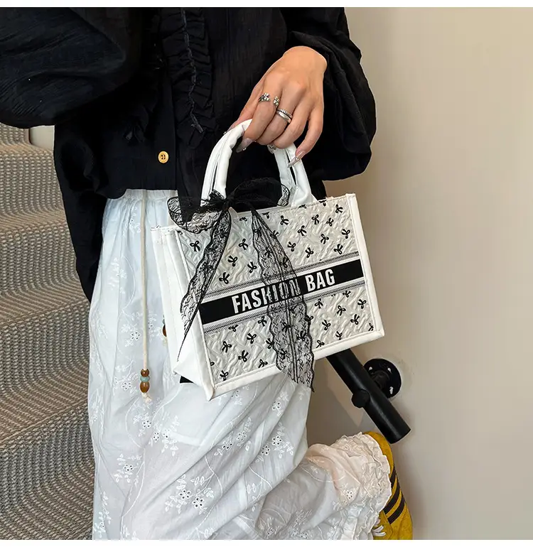 Women's Personalized Black Lace Shoulder Bag — feature 13