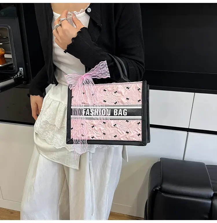 Women's Personalized Black Lace Shoulder Bag — feature 5