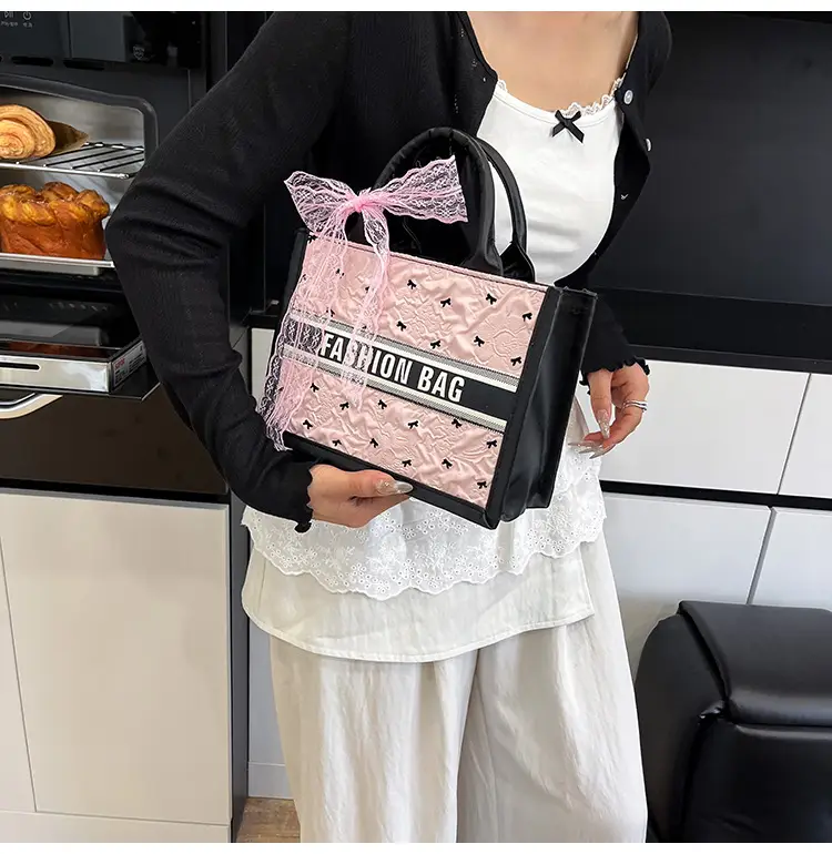Women's Personalized Black Lace Shoulder Bag — feature 8