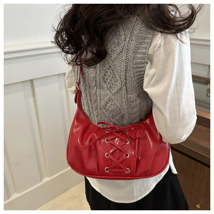Women's Black Leather Bow Shoulder Bag 2025 — feature 12