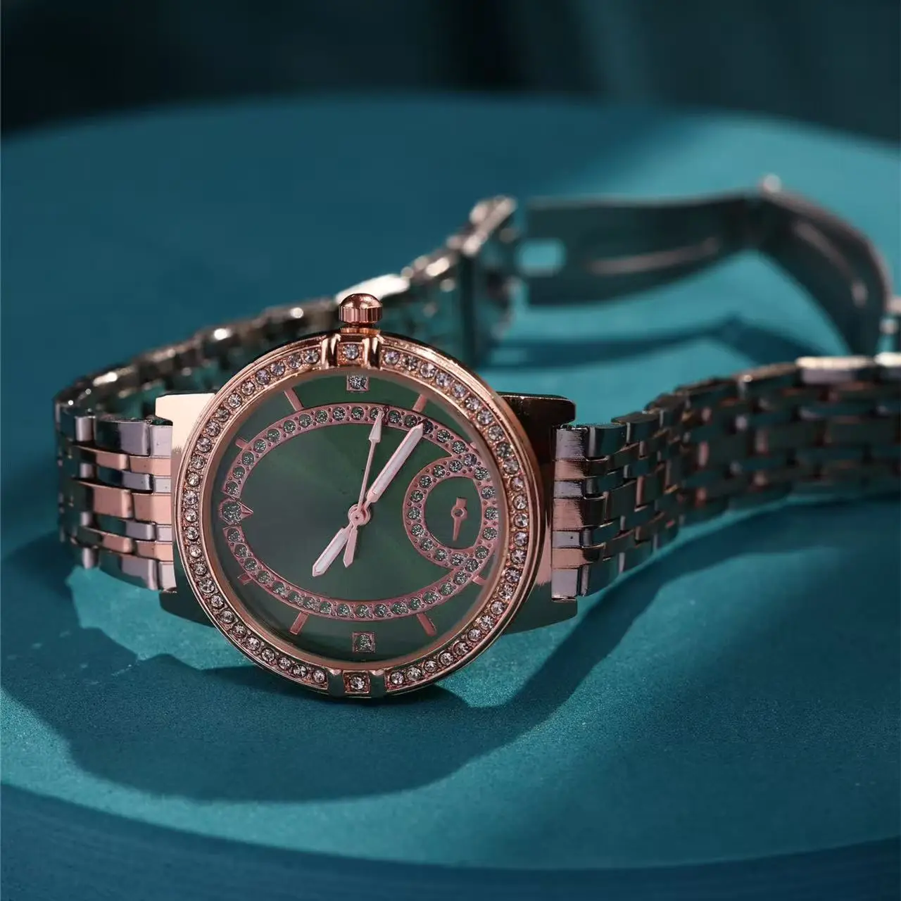 Women's Round Gold Watch with Diamond Inlay — feature 7