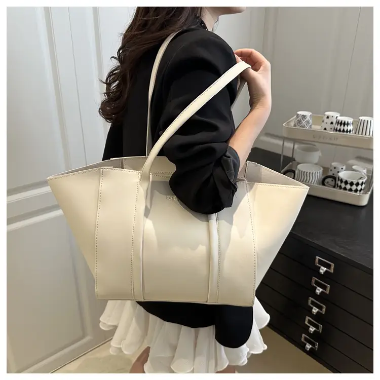 Women's Retro Underarm Bags Large Capacity Shoulder Handbag — feature 10